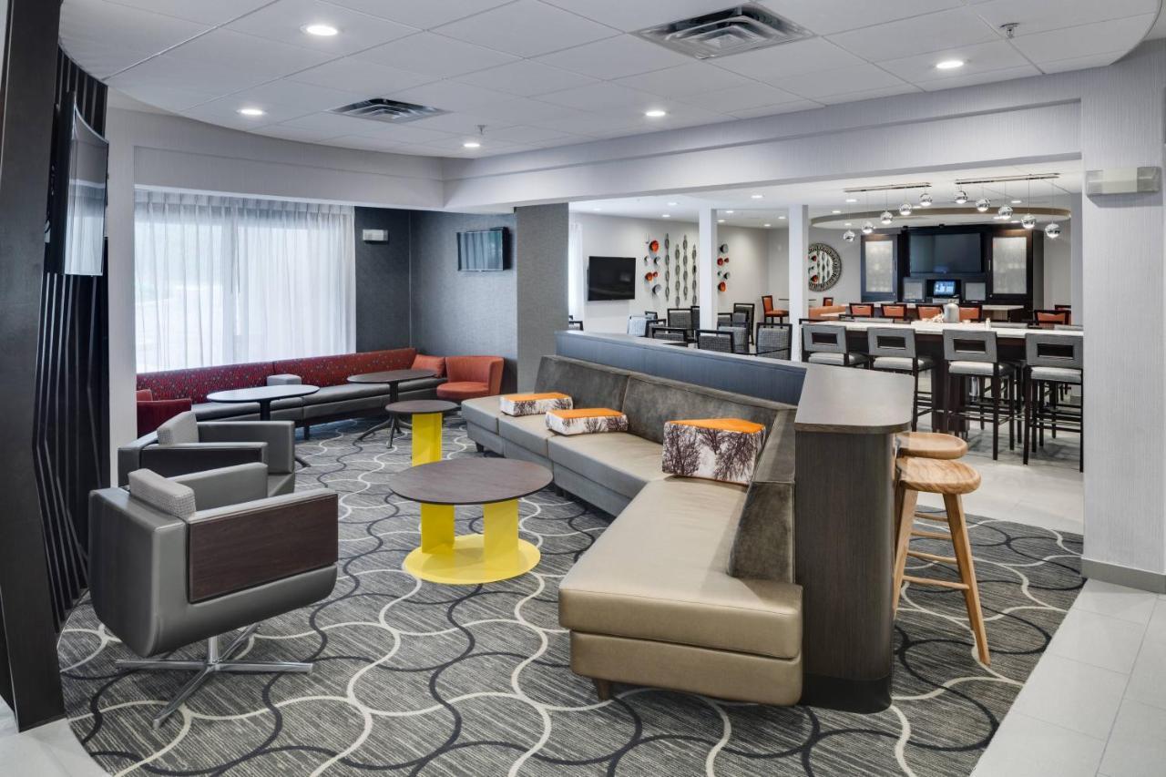 Springhill Suites Мілфорд Екстер'єр фото