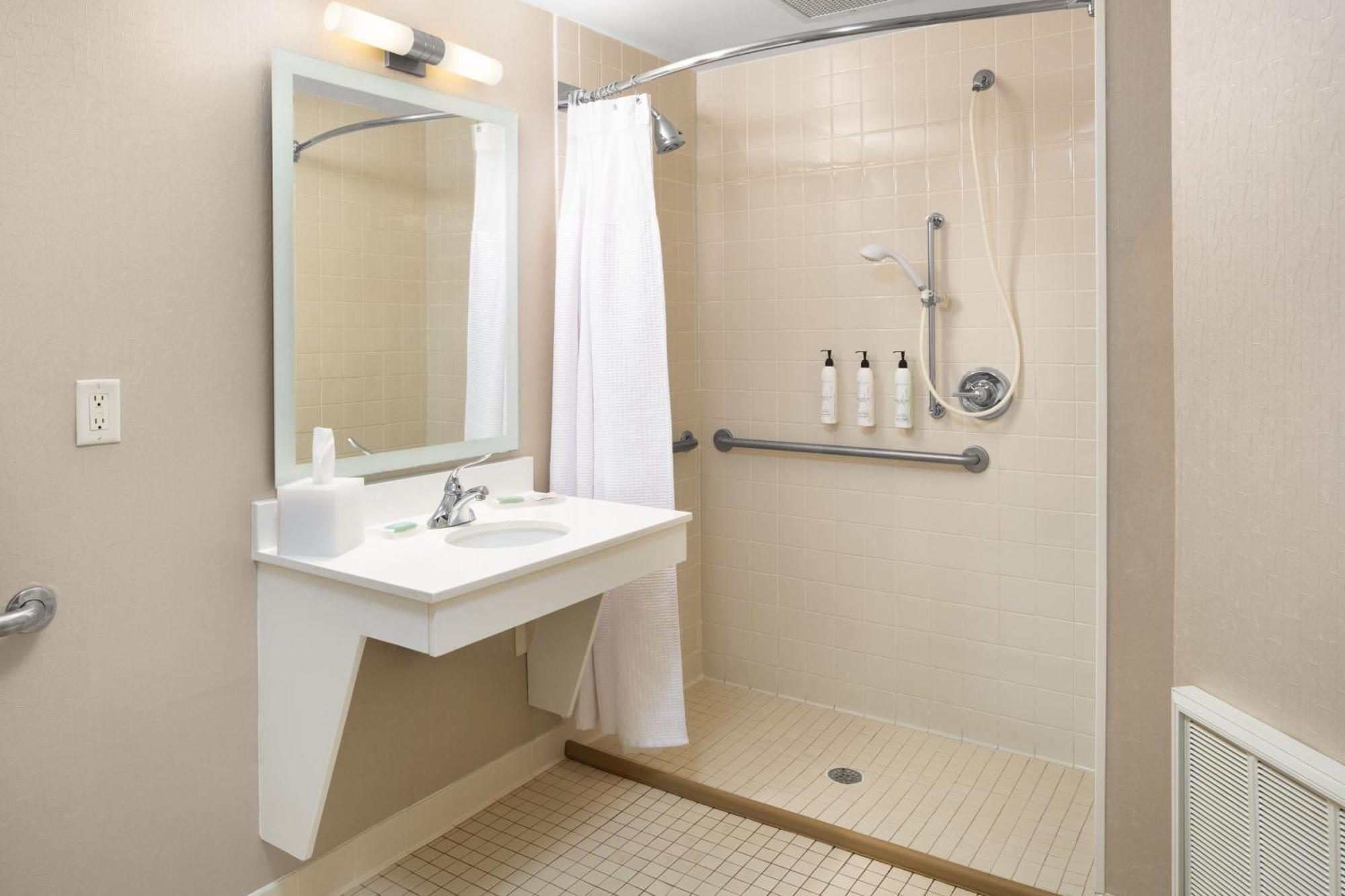 Springhill Suites Мілфорд Екстер'єр фото