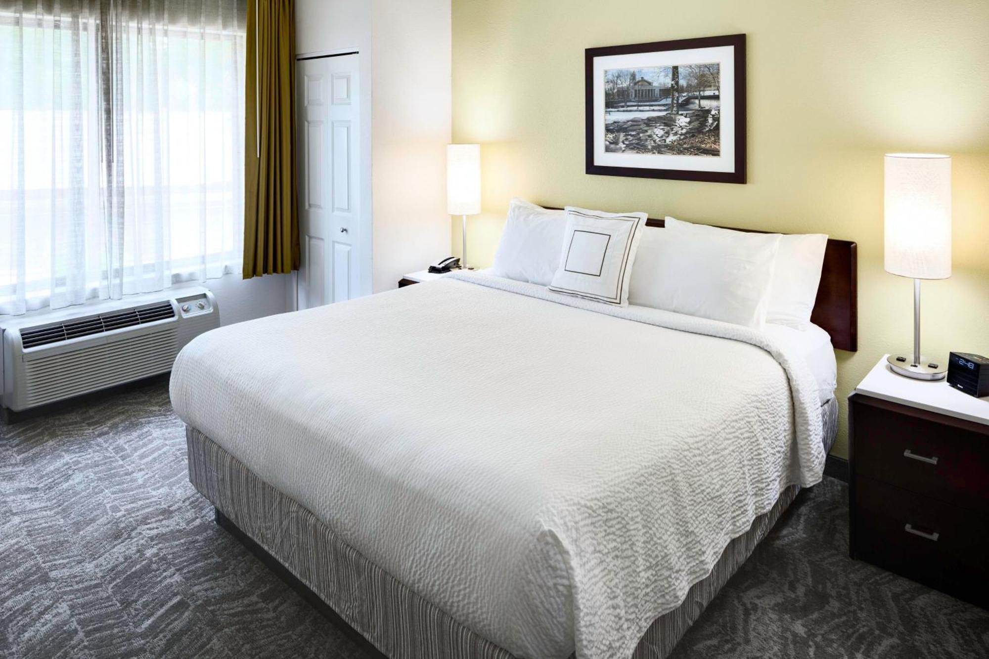 Springhill Suites Мілфорд Екстер'єр фото