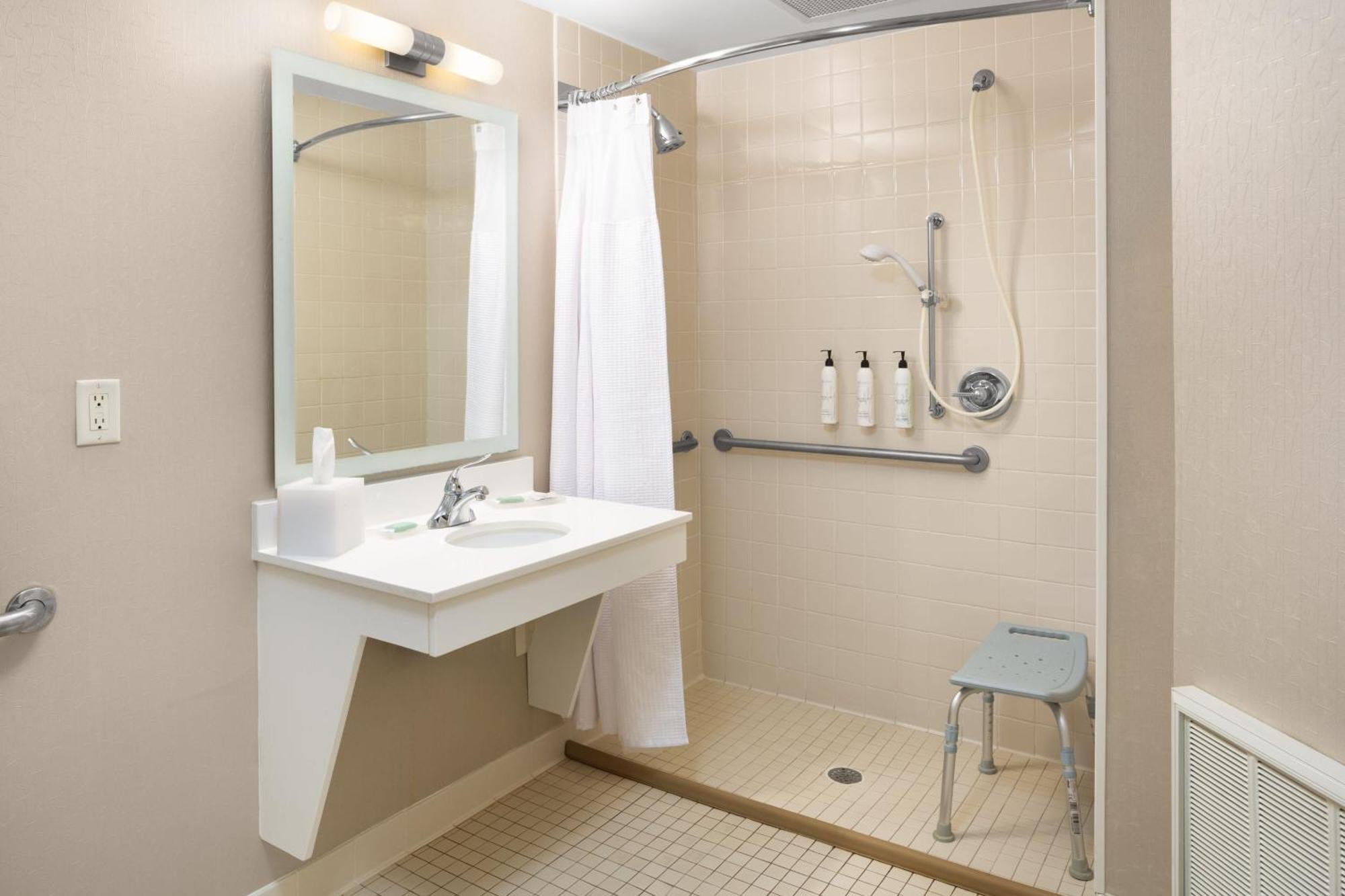 Springhill Suites Мілфорд Екстер'єр фото